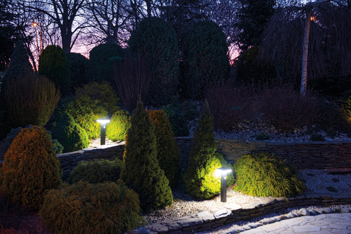 Eclairage solaire, Lampe Solaire, Lampes solaires de jardin, Eclairage  puissant