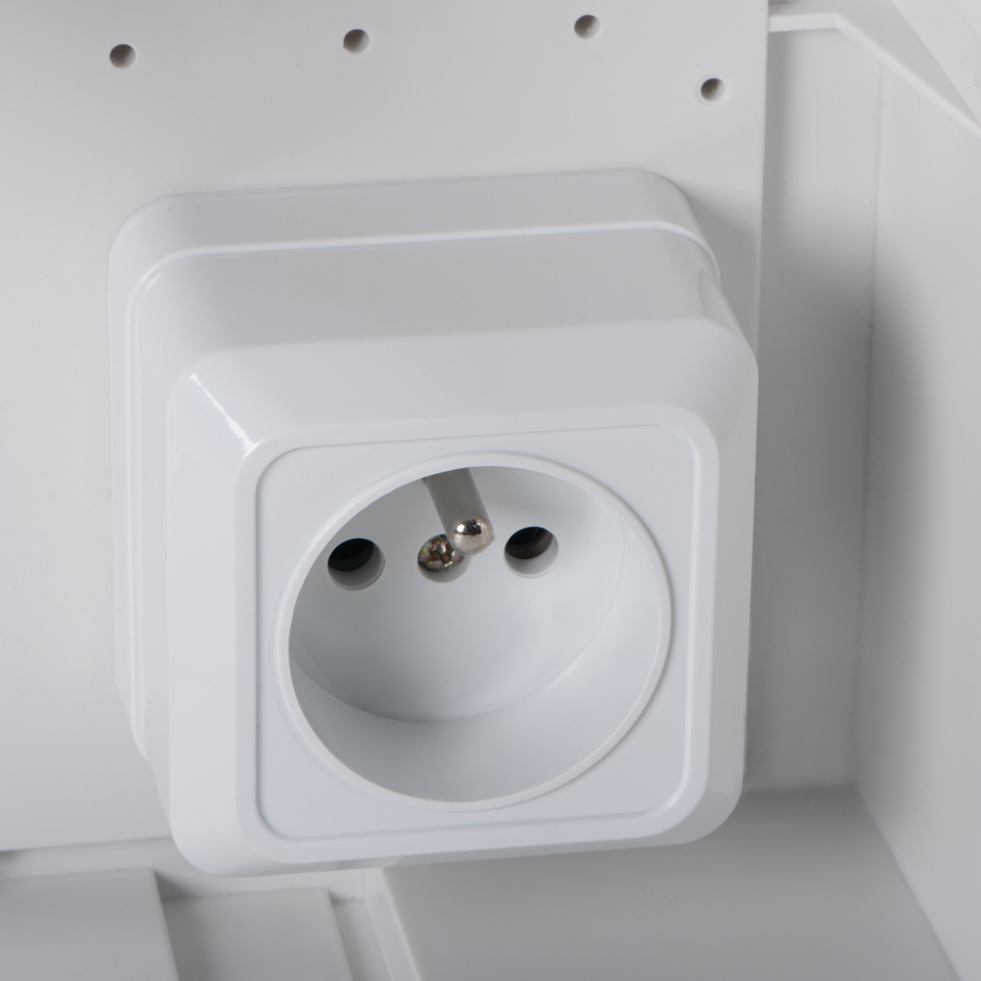 KDB-F54P-M elosztódoboz