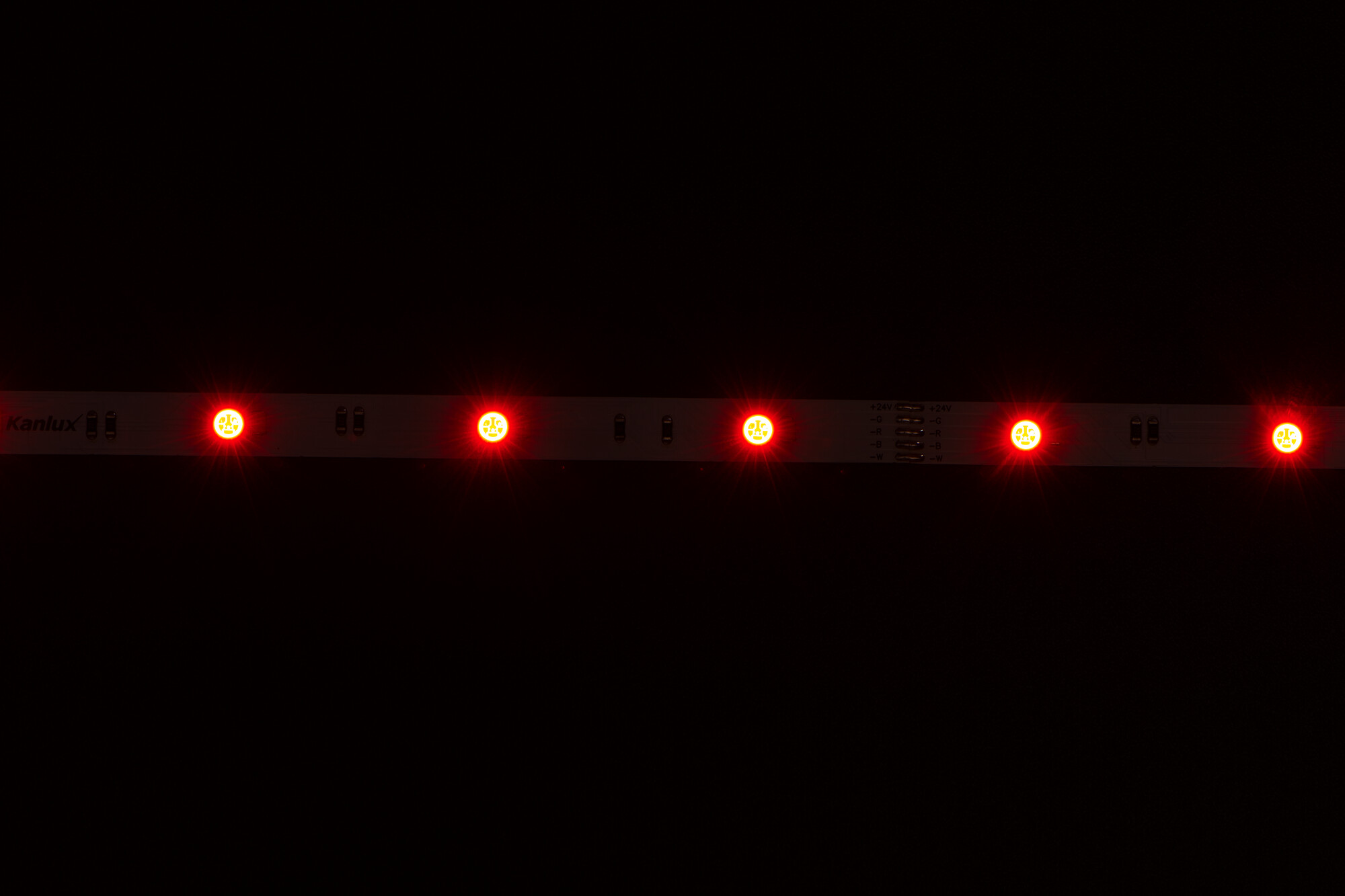 L48 9W/M 24IP00-RGBW LEDSZALAG