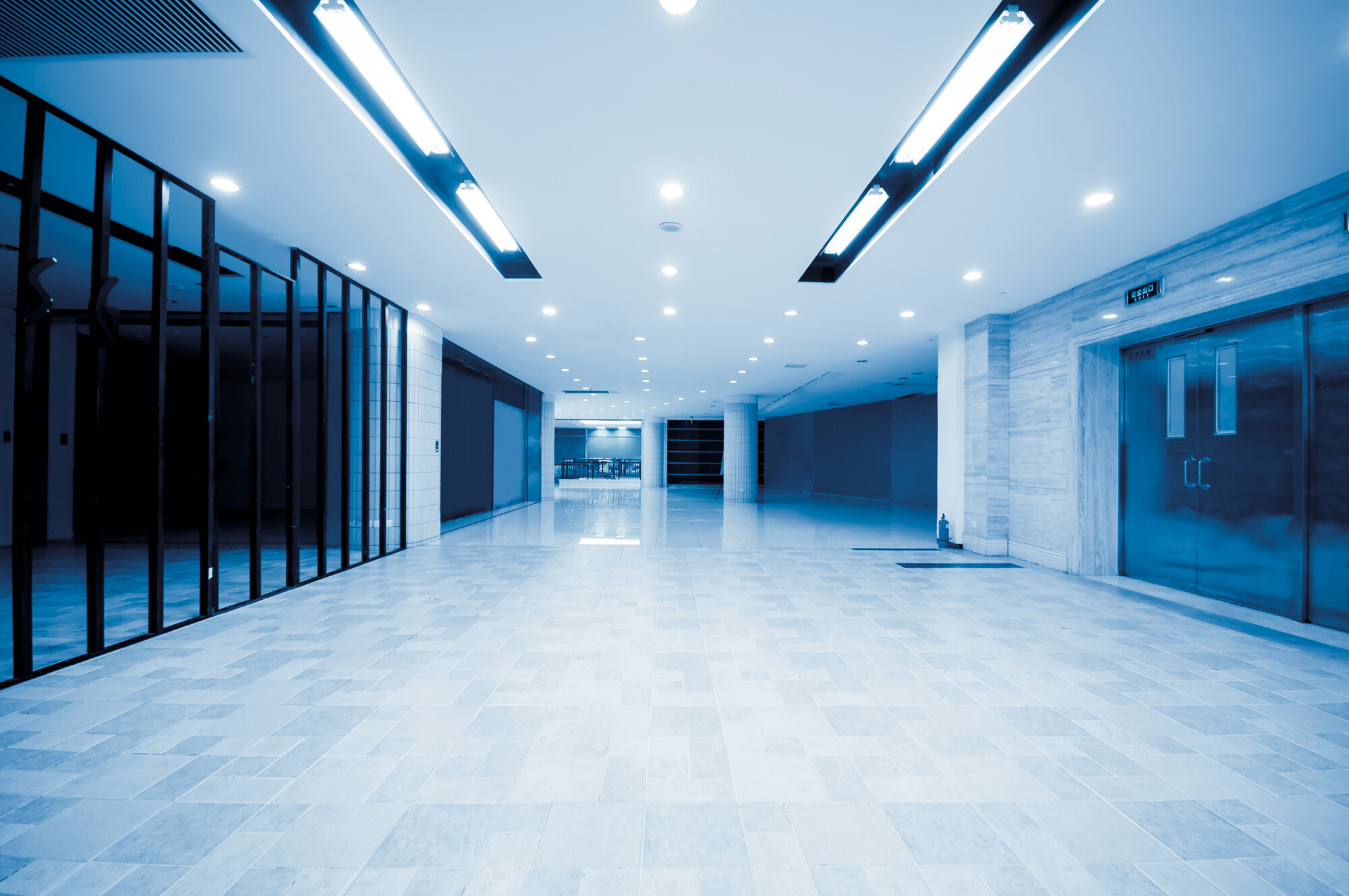 Aranżacja AMPLINE 4LED 2-120-W