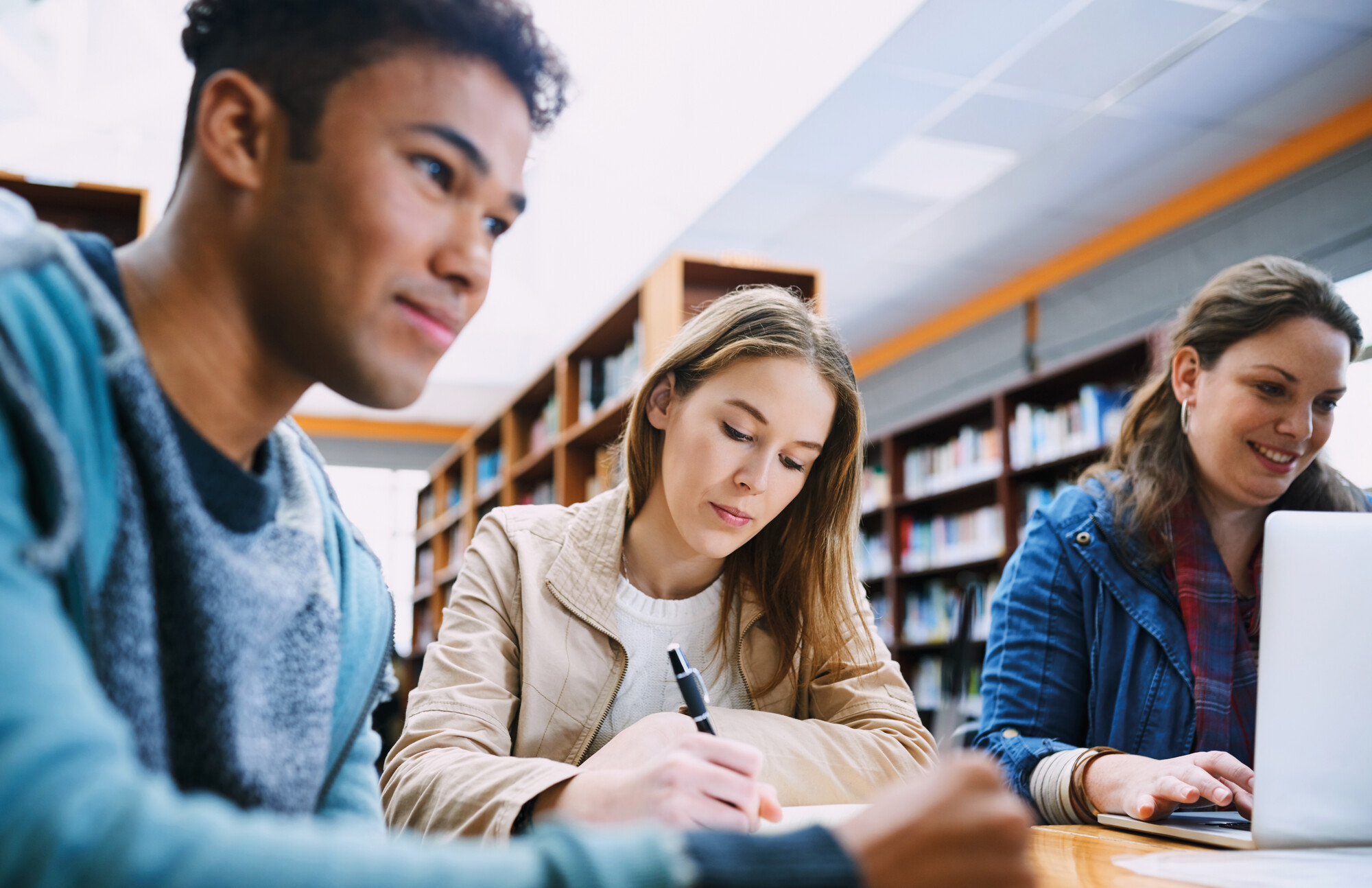 Aranżacja BLINGO UHRA 95 60NW