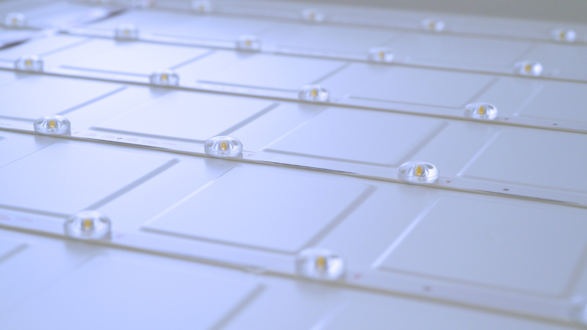 Panel Kanlux BLINGO TTUN48W 60x60 podtynkowy oraz jego niezawodne wysokie parametry