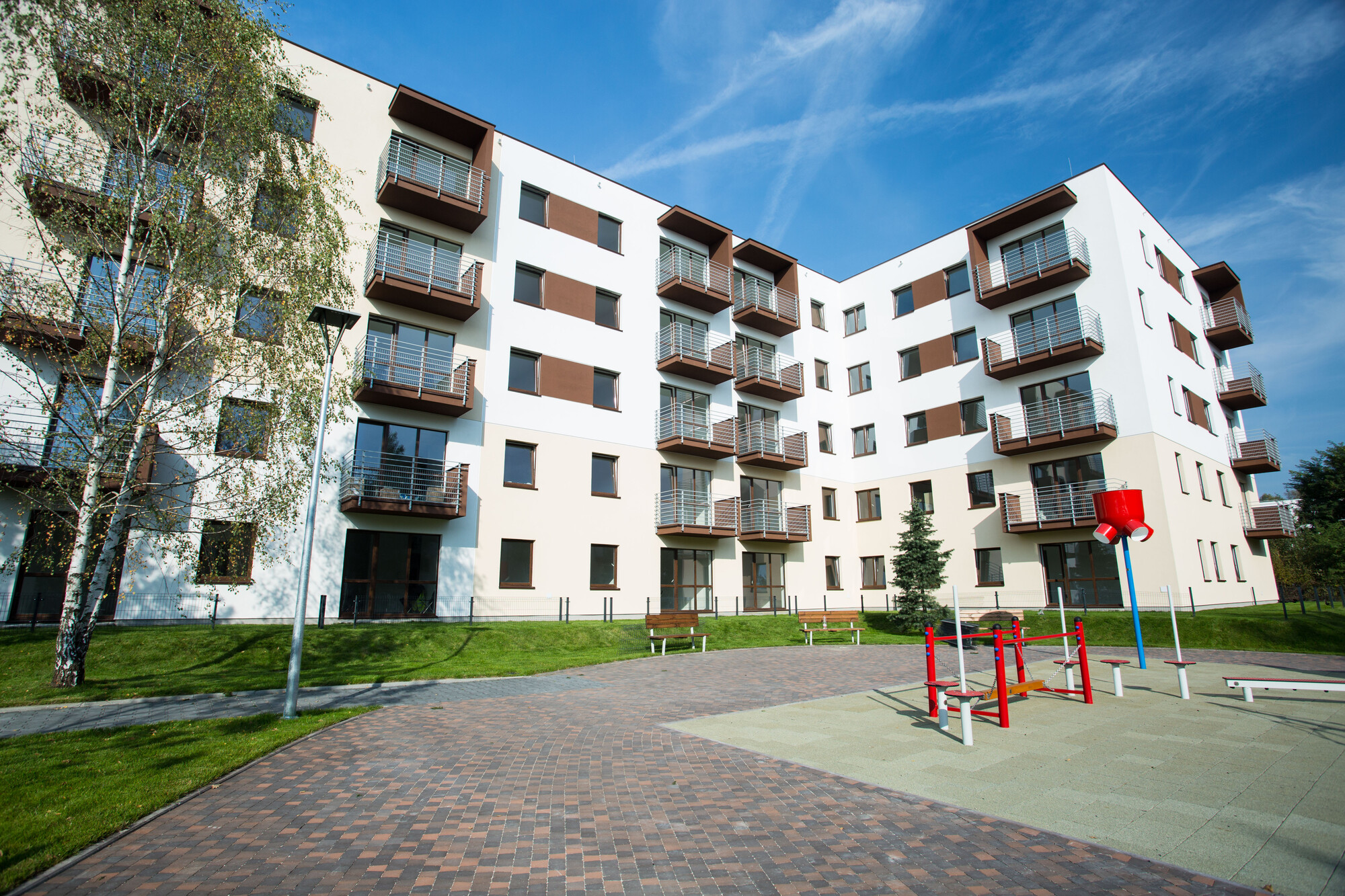 Kanlux IPER Doskonałe Rozwiązanie Oświetleniowe do Garaży, Obiektów Użyteczności Publicznej, Przestrzeni Zewnętrznych, Ciągów Komunikacyjnych i Innych Miejsc