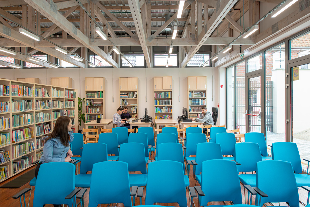 Light in the service of knowledge, i.e. the lighting of the Library in Kórnik - 2