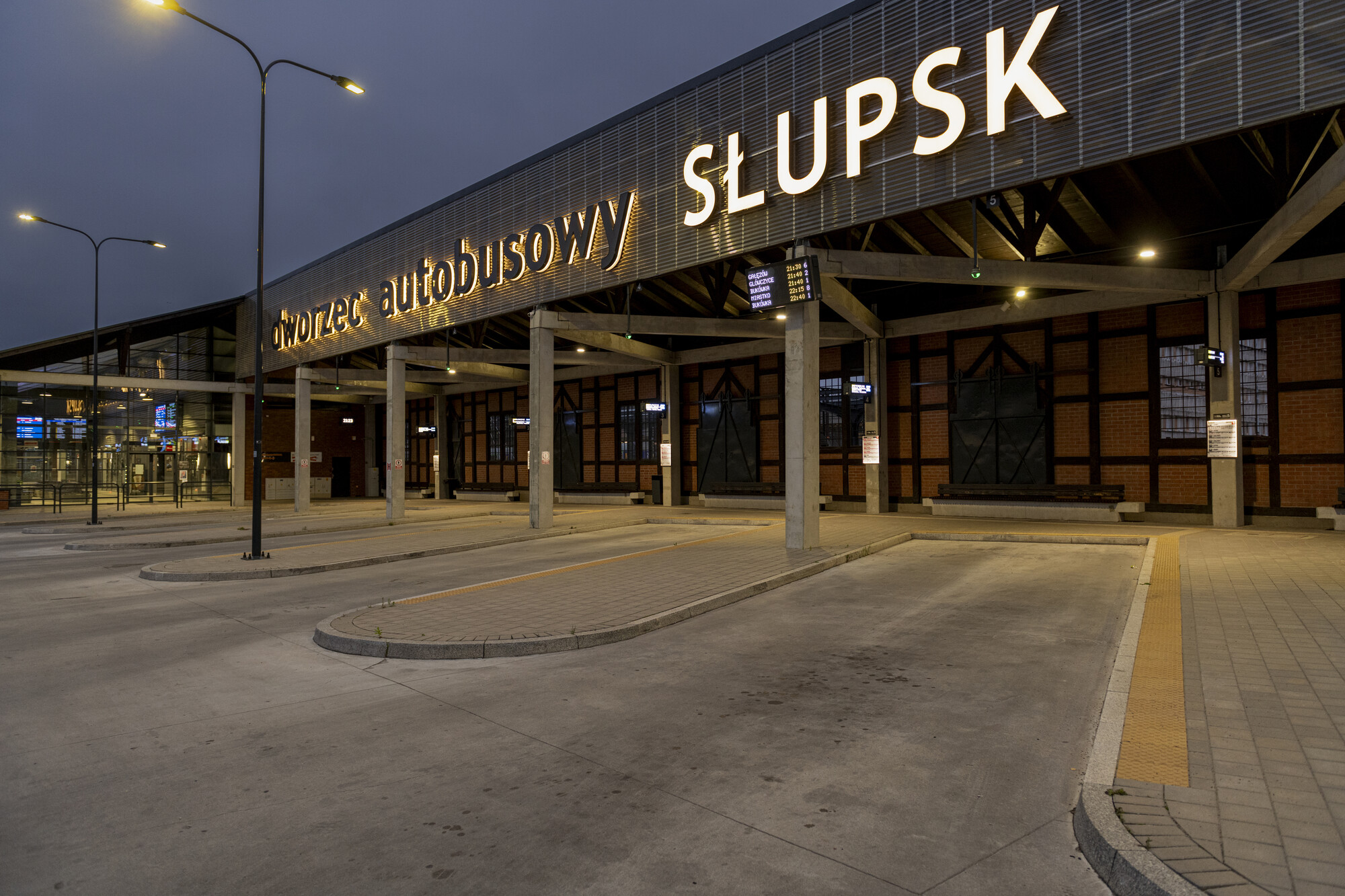 Dworzec autobusowy w Słupsku - 1