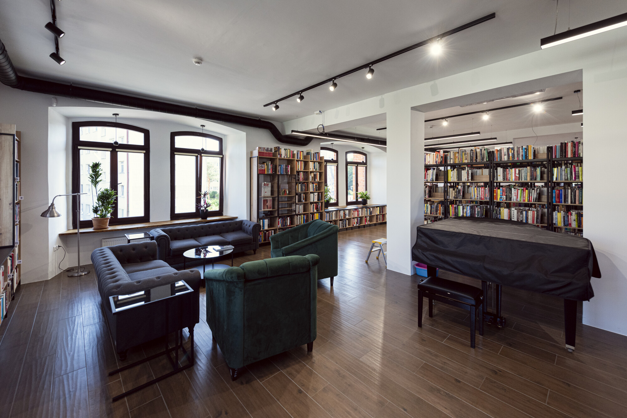 Oświetlenie Miejskiej Biblioteki Publicznej w Słupsku - 3